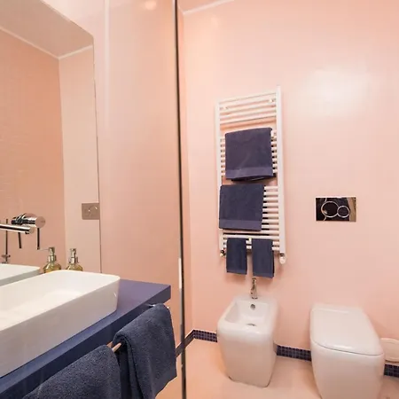 Il Gioiellino Oda ve Kahvaltı Torino