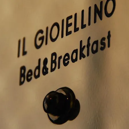 Il Gioiellino Couette-café Turin